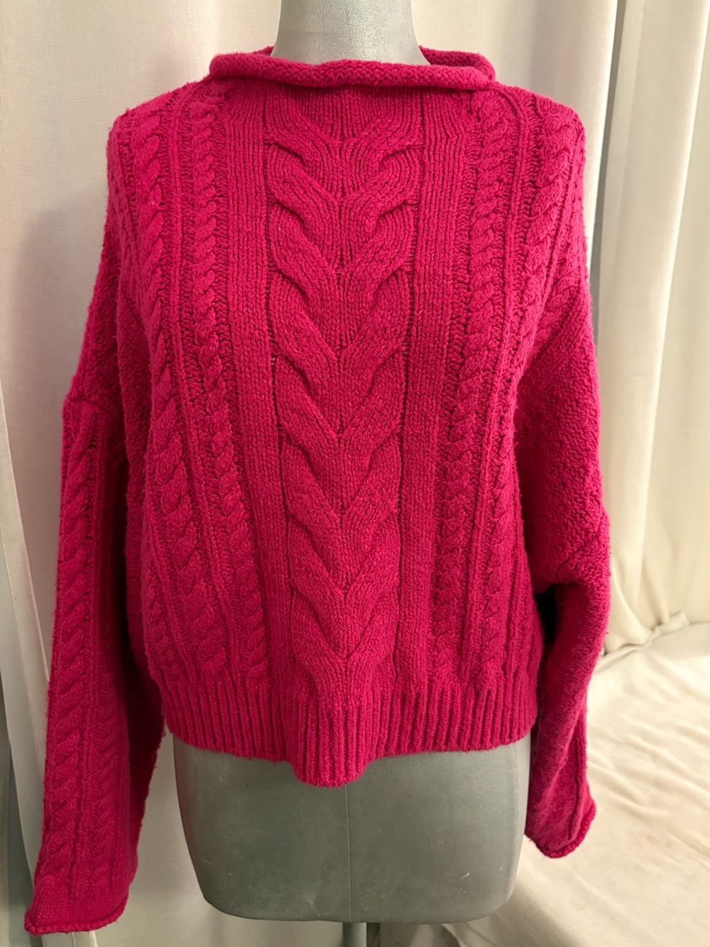 Pilcro Anthropologie Cable Knit Cropped Chunky Sweater M Oversized Boat Neck - Picture 2 of 10